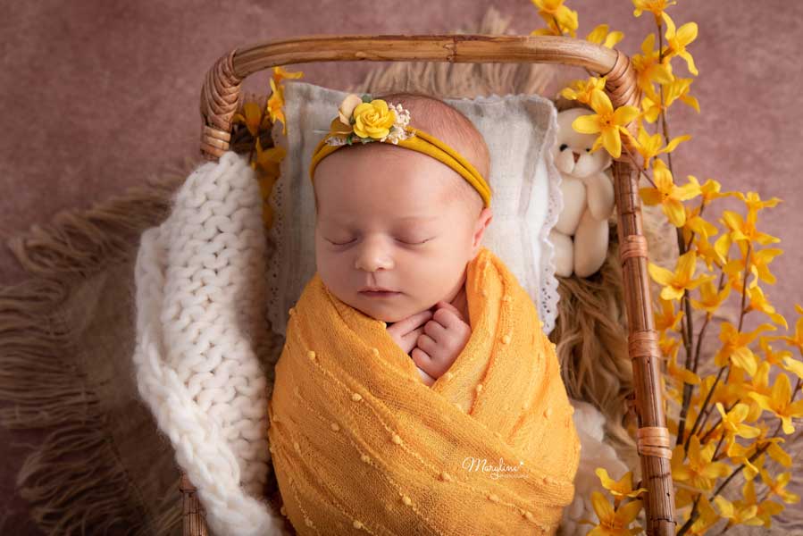 nouveau-né jaune bébé photographe reims